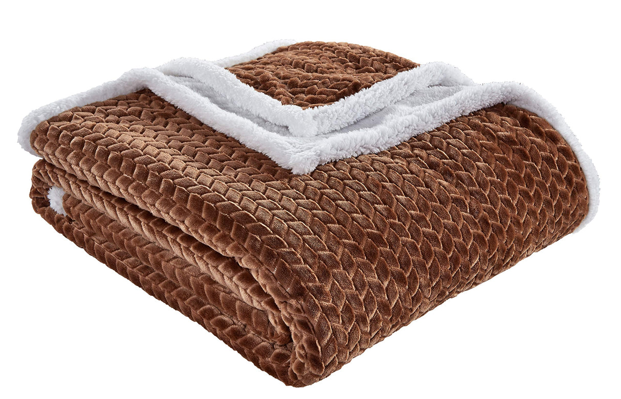 Decor&More HomeEssentials Ultra Lush Heavy Sherpa Throw Blanket (50" x 60")