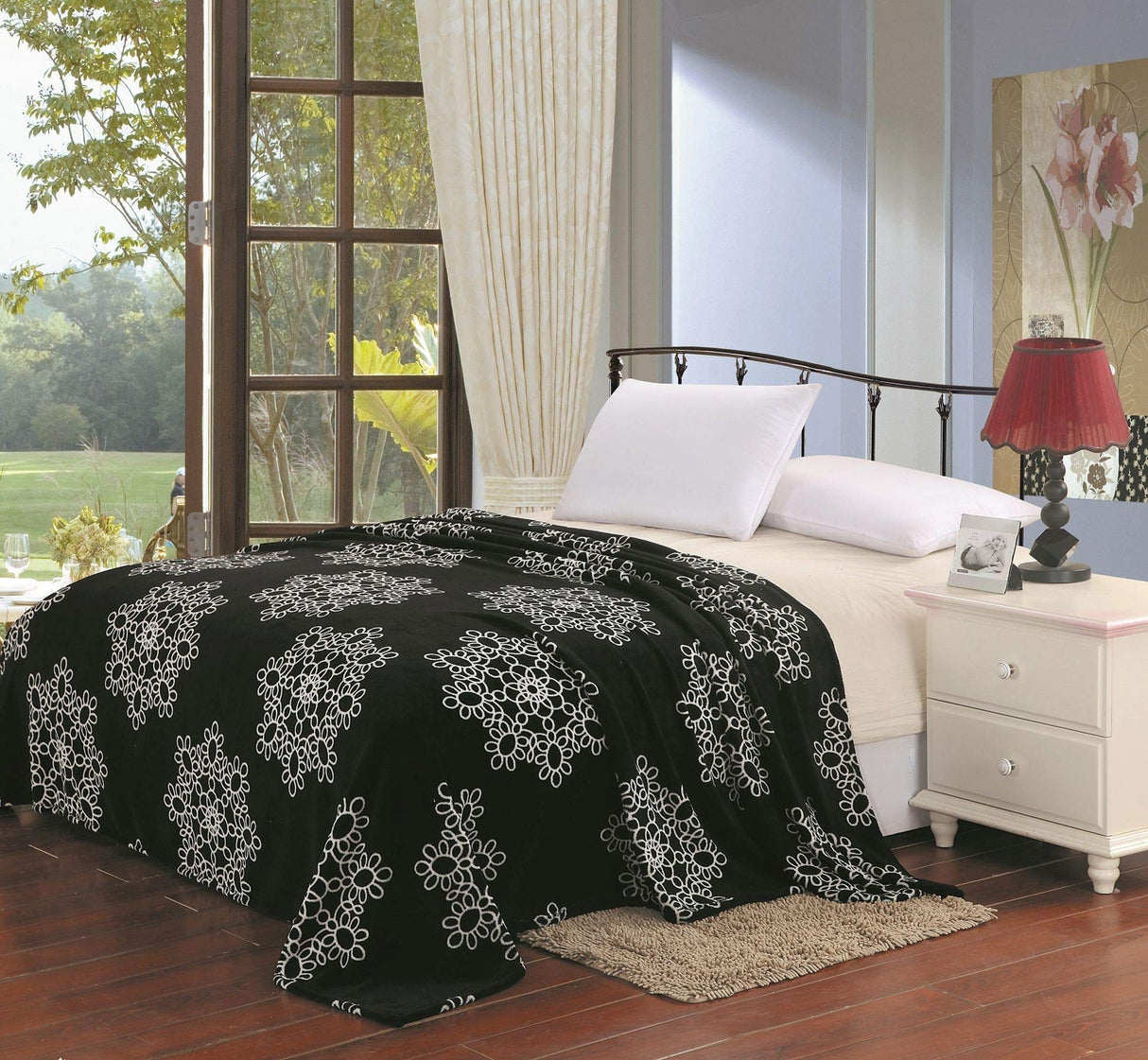 Faith, Hope, Love Home Decor Home Essentials Daisy Microplush Blanket