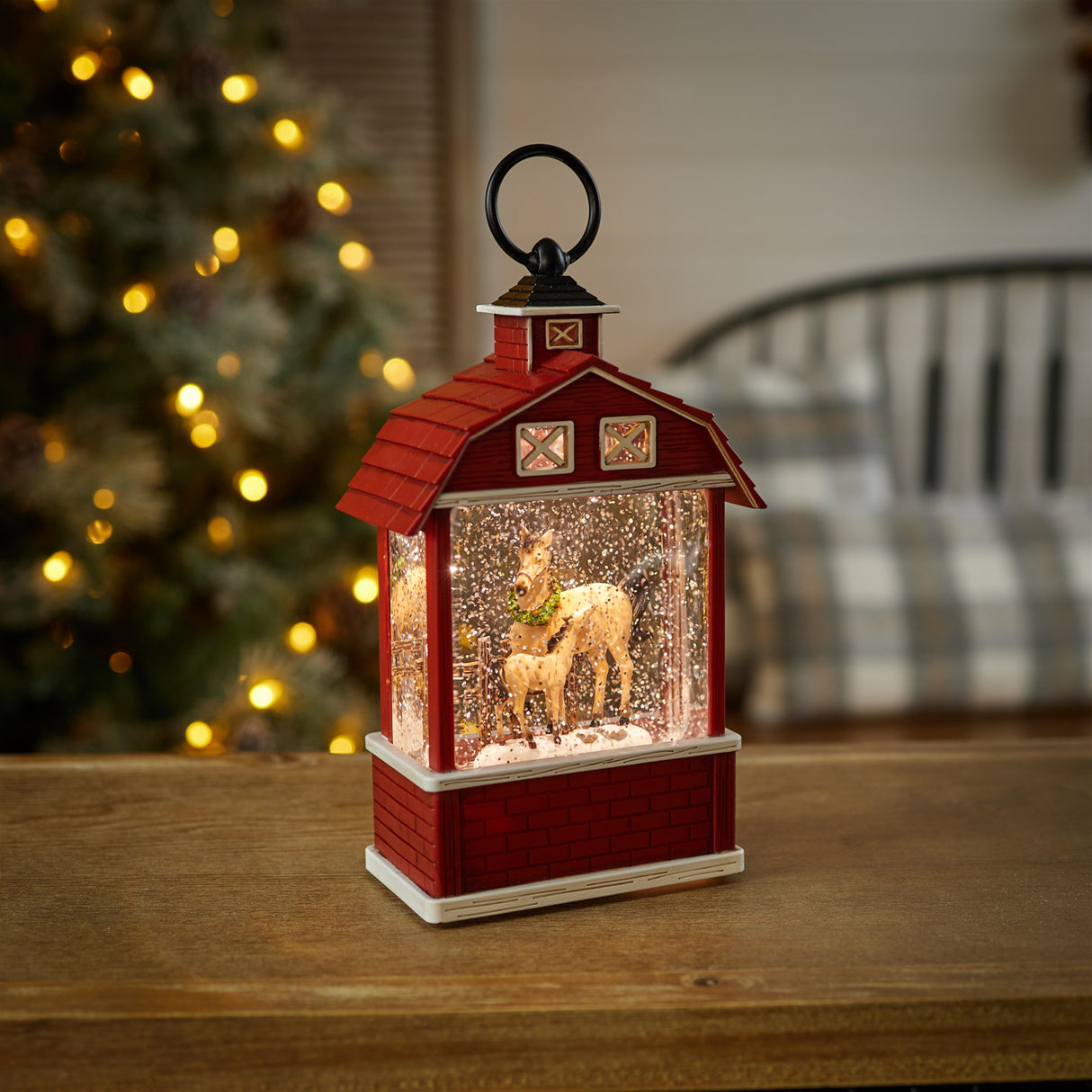 Led horse barn snow globe 11"h