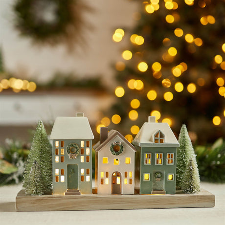 Led winter village 11.75"l