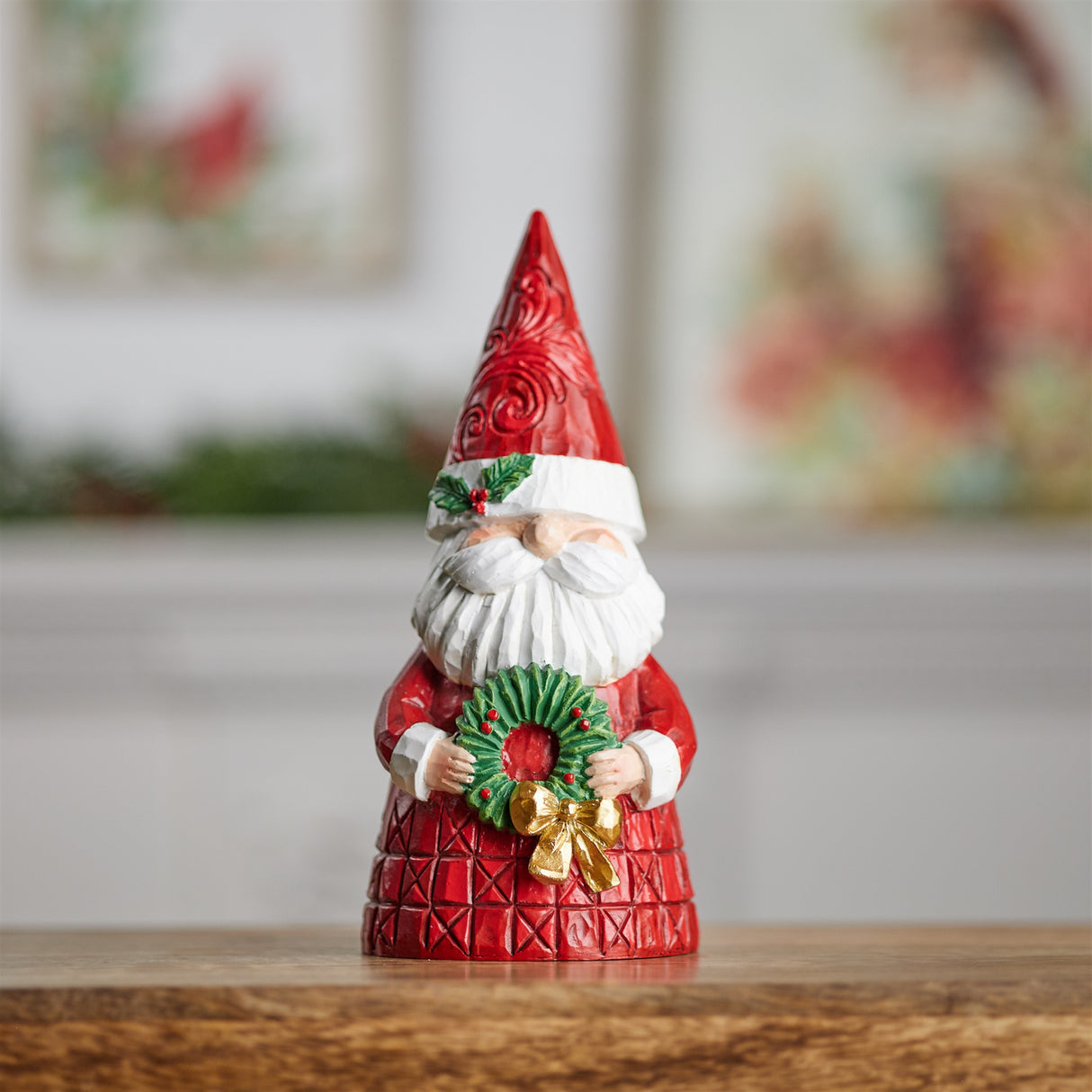 Holiday santa figurine 8.5"h