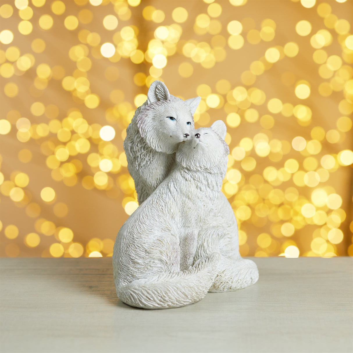 Winter fox couple figurine (set of 2)
