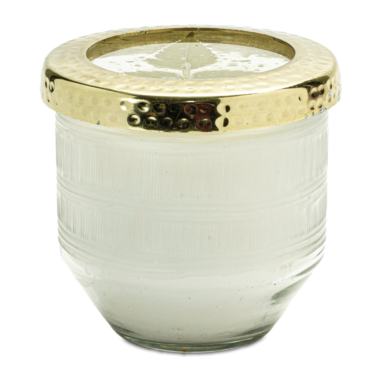Whit currant scented soy candle with pressed floral lid 4.25"d