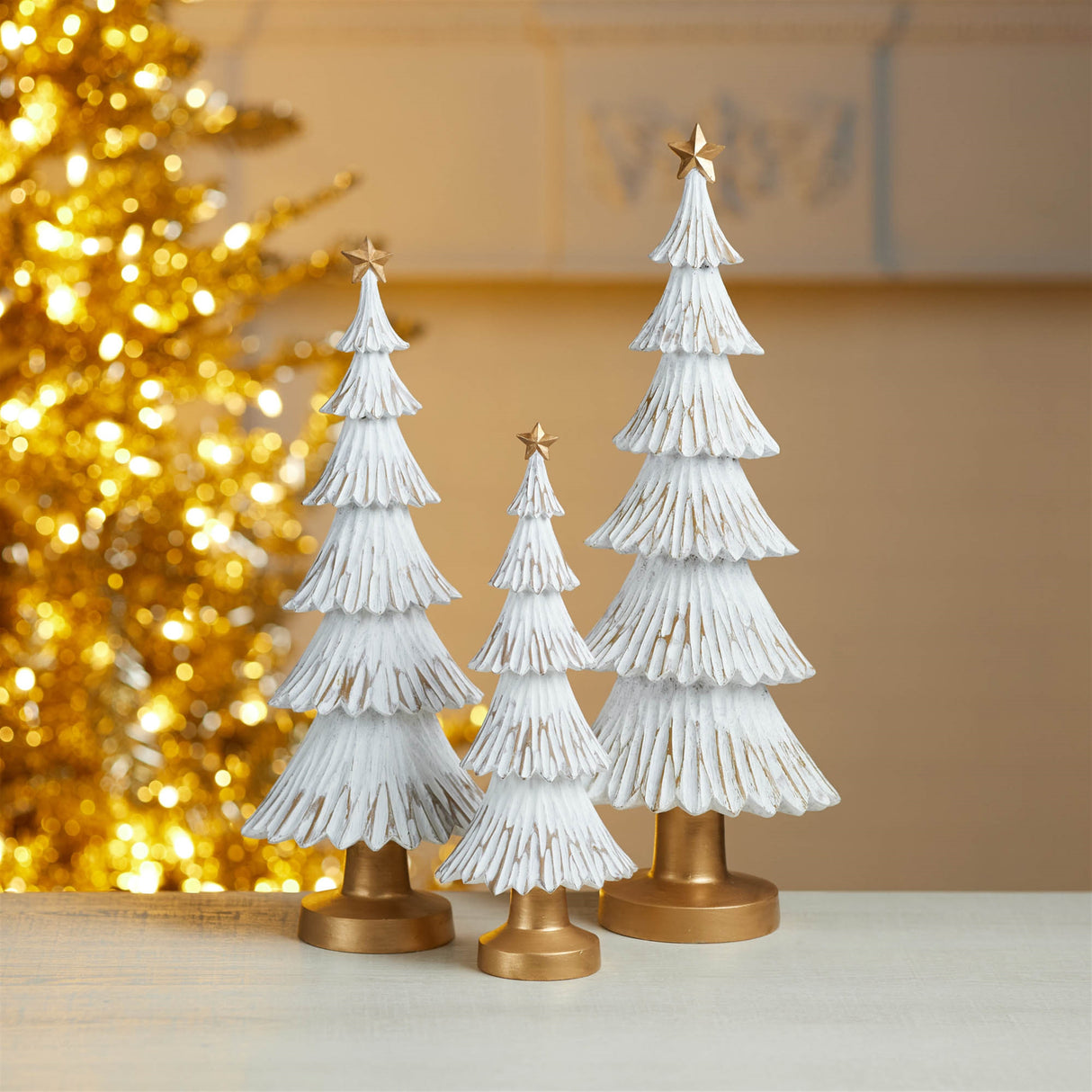 Carved winter christmas tree (set of 3)