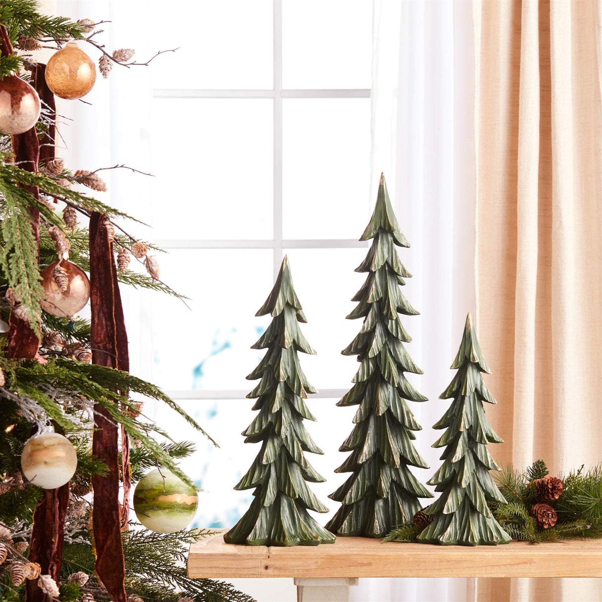Holiday pine tree (set of 3)