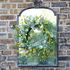 Mixed daisy and lavender floral wreath 22"d