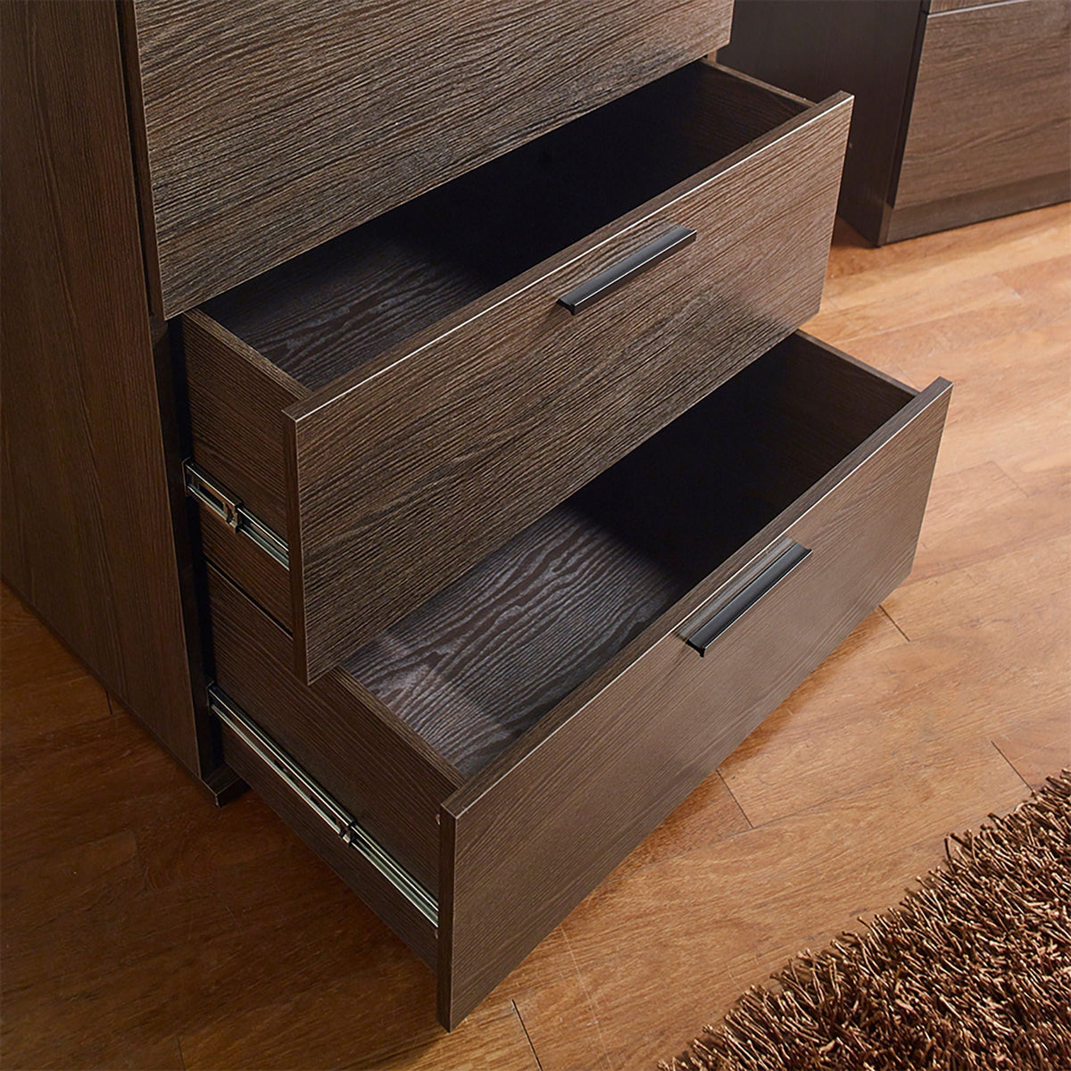Oliver - Farmhouse Jumbo Chest With 4 Drawer Storage