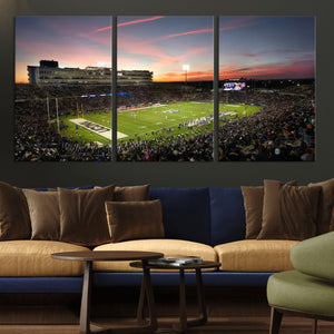 The University of Connecticut UCONN Huskies Football Team