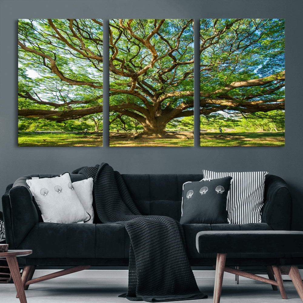 Majestic Oak Tree Wall Art – Serene Nature Canvas Print with