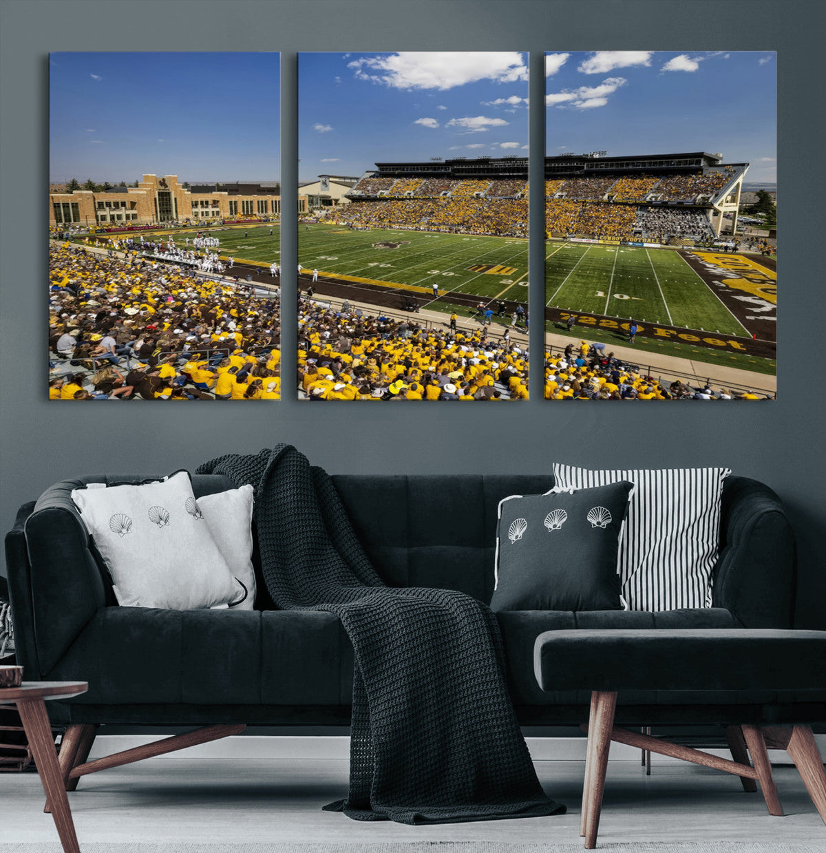 University of Wyoming Cowboys Football Team Print - Laramie