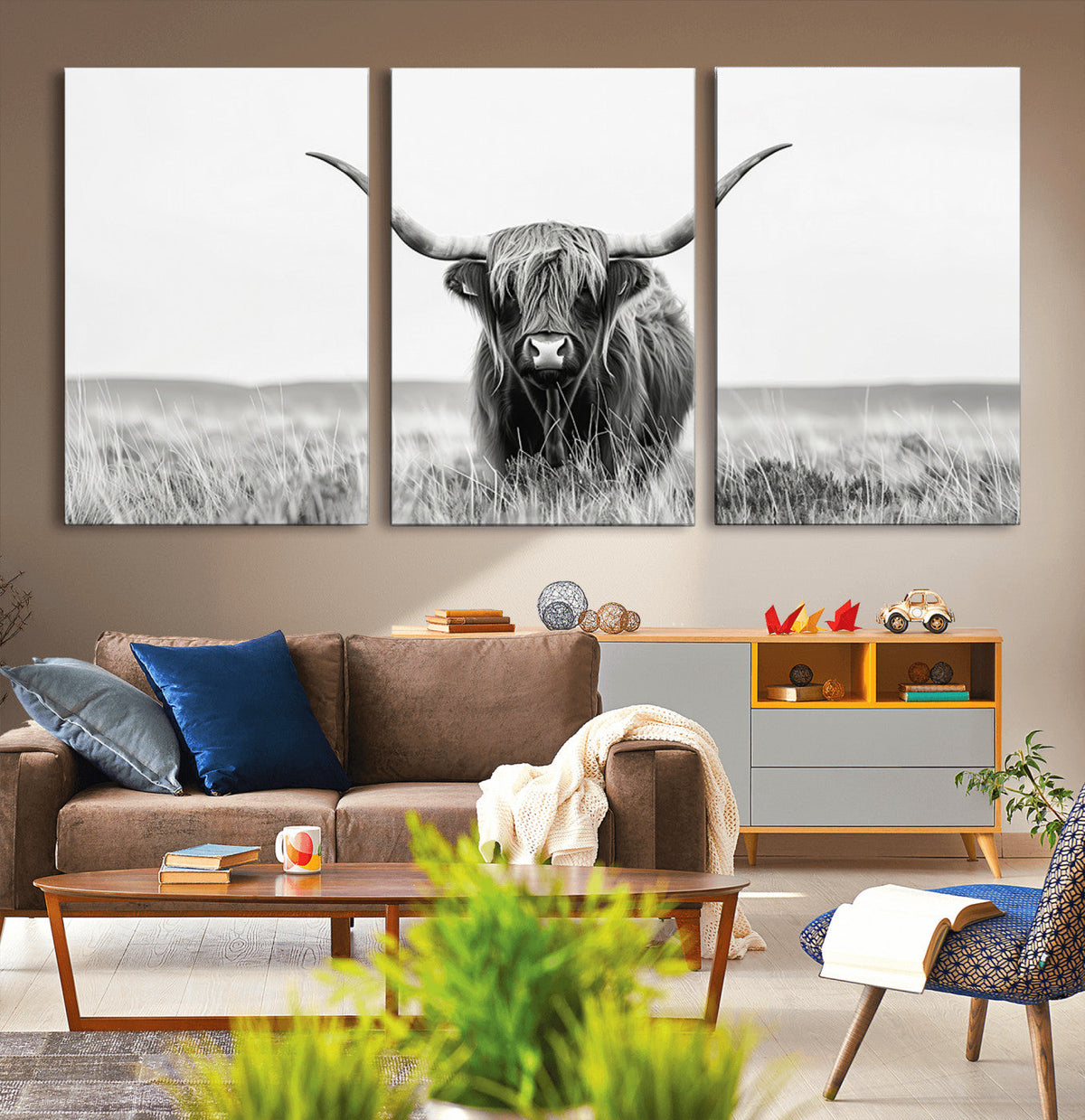 Highland Cow Canvas Wall Art – Majestic Beauty in Black and