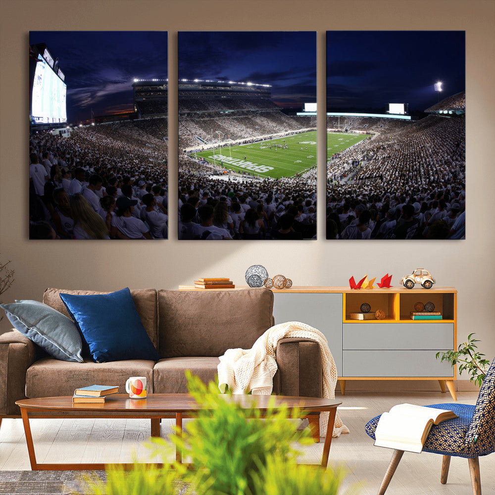 Michigan State Spartans Canvas, Framed Football Team Print -