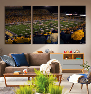 West Virginia Uni Mountaineers Football Team Print - Milan