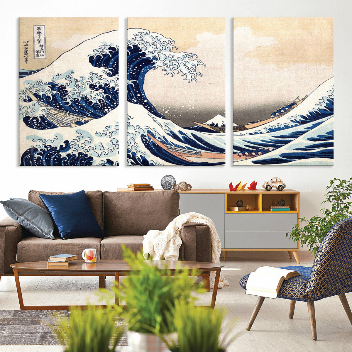 Hokusai: The Breaking Wave off Kanagawa Canvas Print