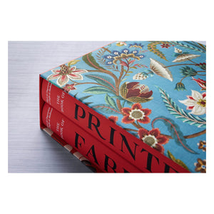 The Book of Printed Fabrics. From the 16th century until today (German, French, English)