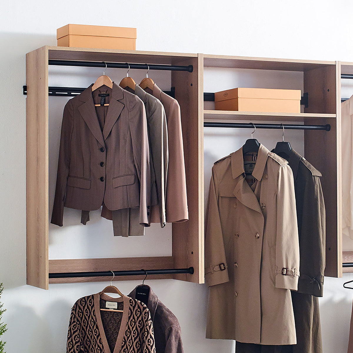 Devi Walk-In Closet