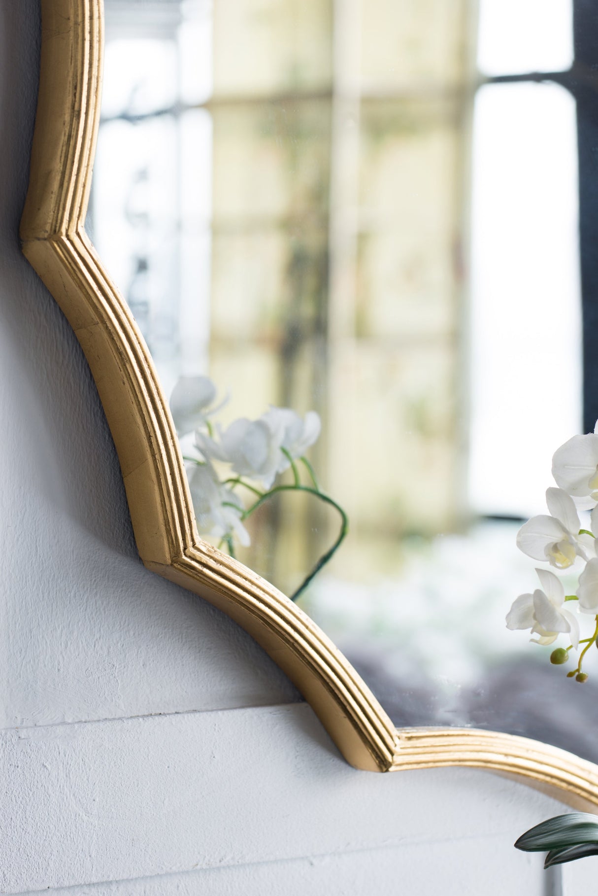 D40' Round Sunburst Wall Mirror with Gold Finish, Wall Decor Mirror for Entryway Bedroom Living Room