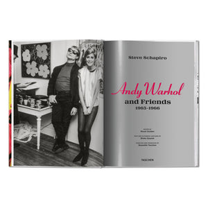Steve Schapiro. Andy Warhol and Friends (English)