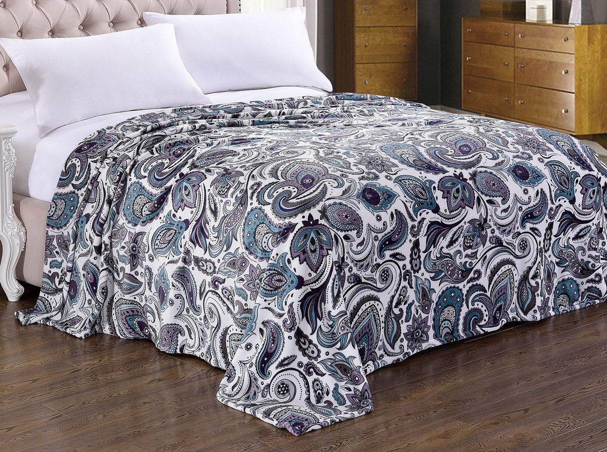 Decor&More Home Essentials Jessica Printed Microplush Blanket