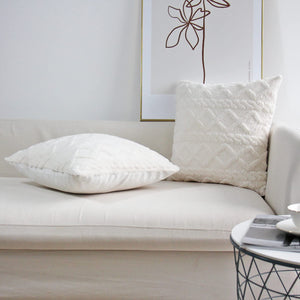 Throw pillow SUPER SOFT 3D  Geometric PATTERN Fur  Pack of 2 throw pillows WITH 450g insert 18"x18"