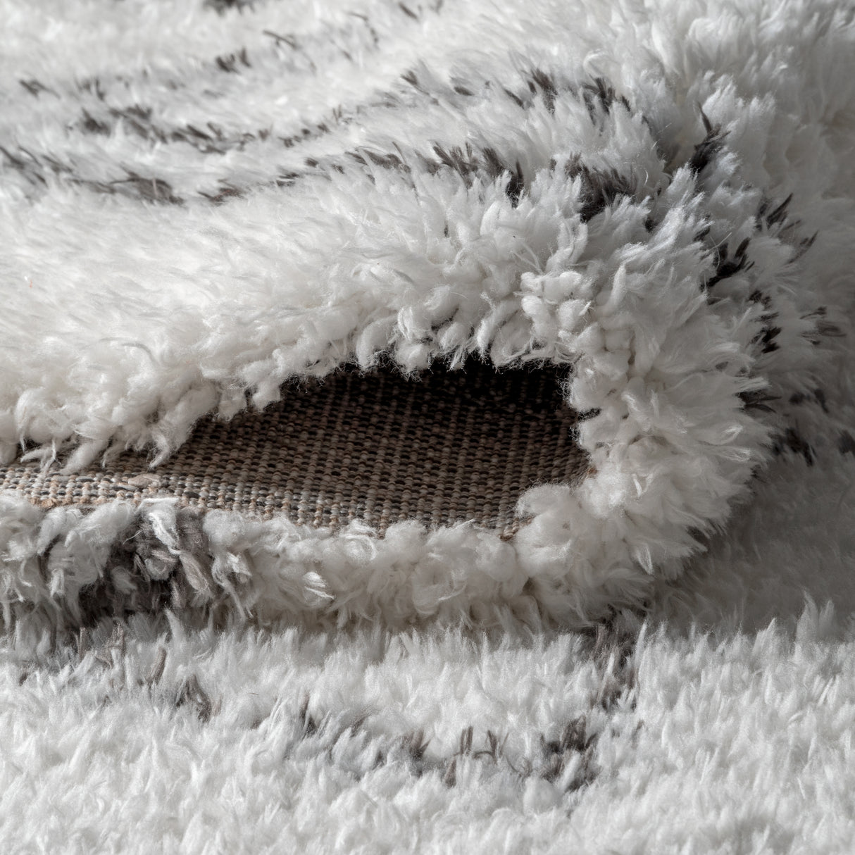Beni Moroccan Style Diamond Shag Runner Rug