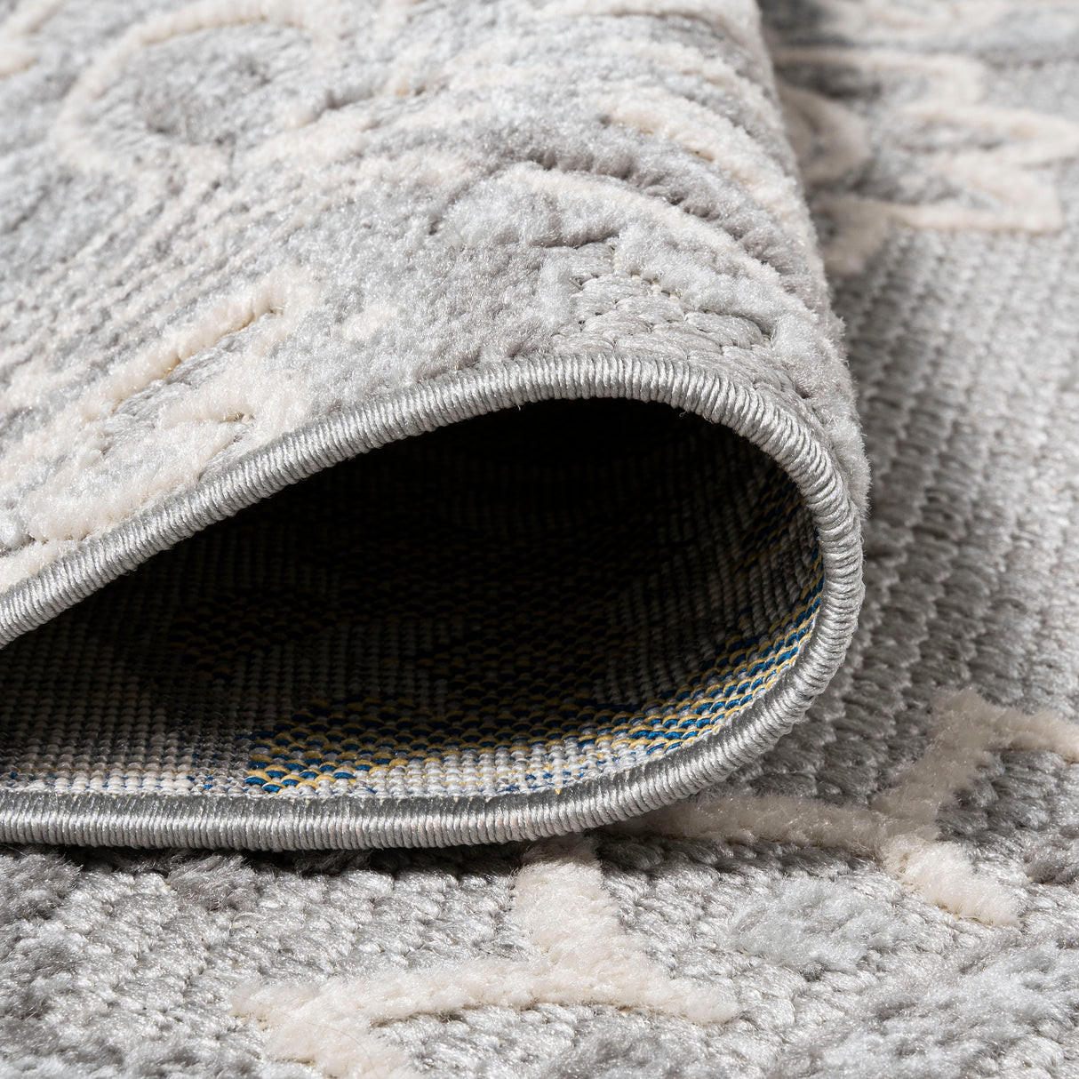 Gordes Paisley High-Low Light Gray/Ivory 2 ft. x 8 ft. Indoor/Outdoor Runner Rug