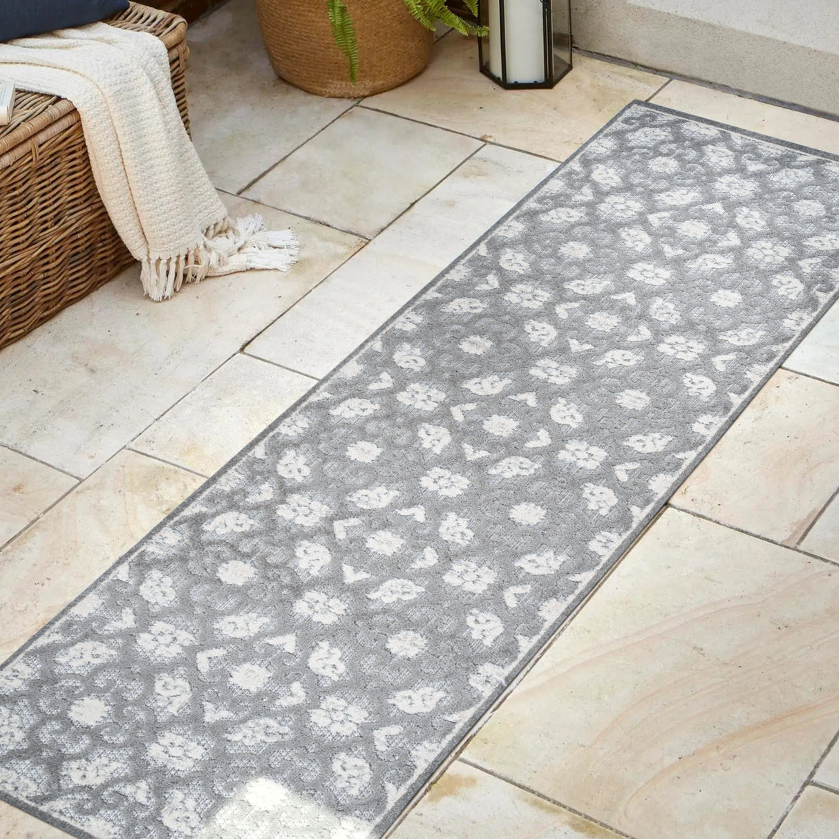 Gallia Tile Trellis High-Low Light Runner Rug