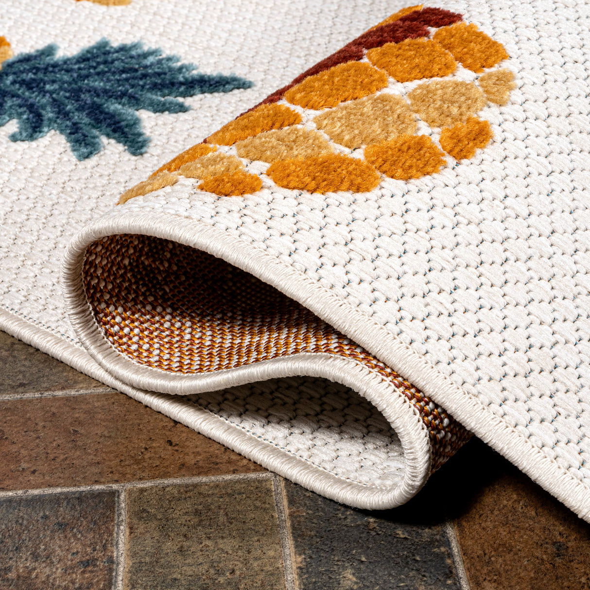 Ananas bold pineapple high-low indoor/outdoor area rug