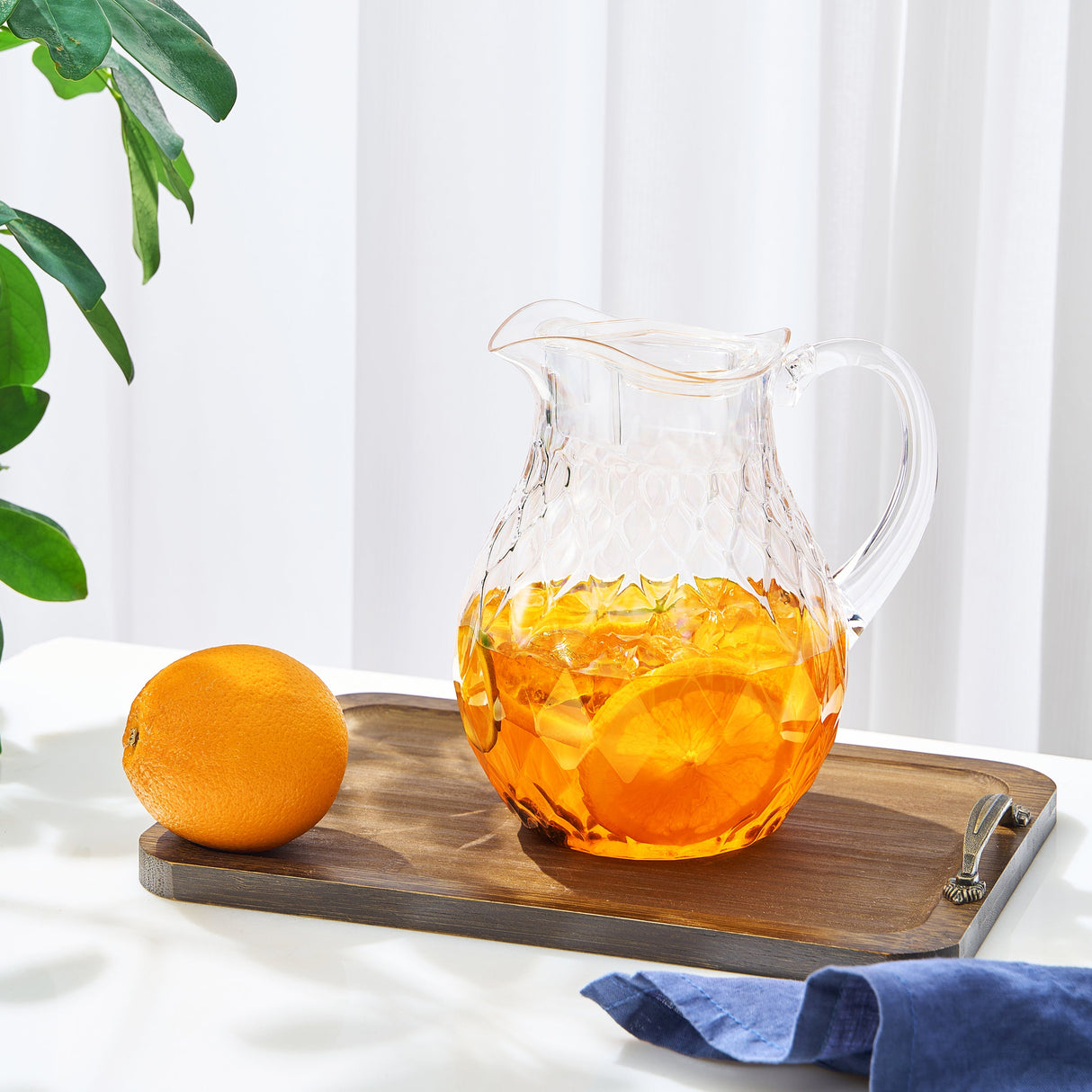 Barcelona Acrylic Pitcher - 66oz