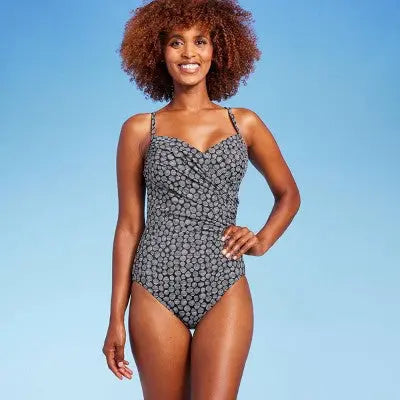 Aqua Green Women's Twist Front One Piece Swimsuit UPF 50+ Swimwear