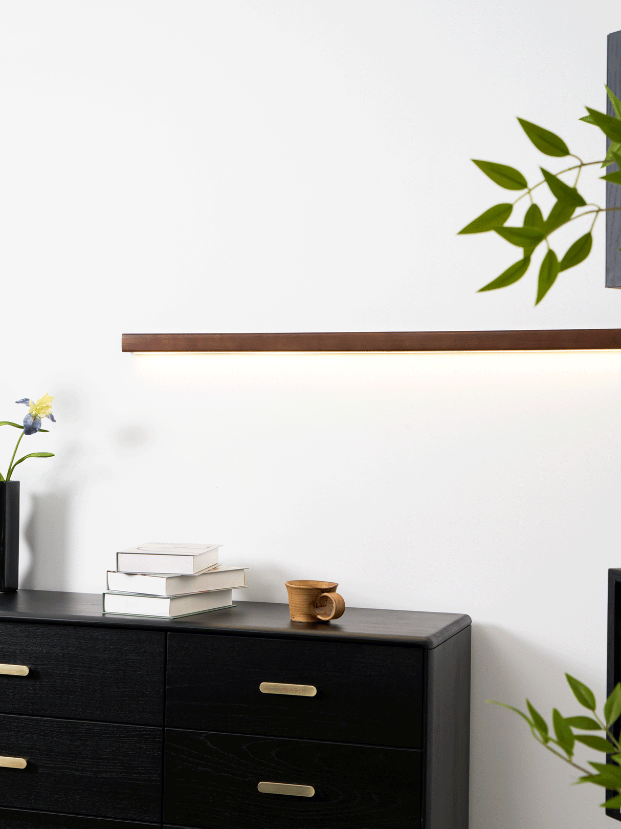 Pinea | Linear Pine Wood Wall Light with Frosted Diffuser, Dimmable Warm LED for Hallway