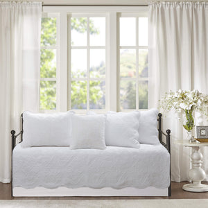 Serenity White Victorian Scalloped Medallion Floral Pure Solid Cotton Reversible Quilt Bedding Set