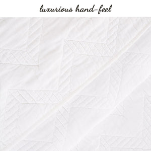 Chevron Zig Zag White Solid Cotton Reversible Quilt Bedding Set