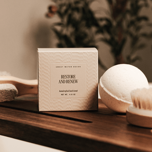 Restore and Renew White Eucalyptus 4.6 oz Bath Bomb