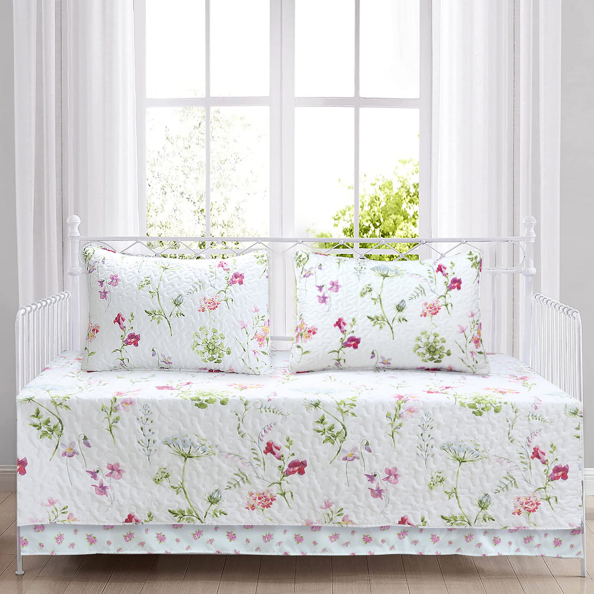 Carlotta Light Pink Blue Floral Print Reversible Quilt Bedding Set
