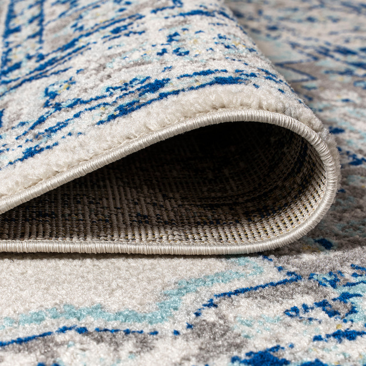 Inigo Cottage Medallion Runner Rug
