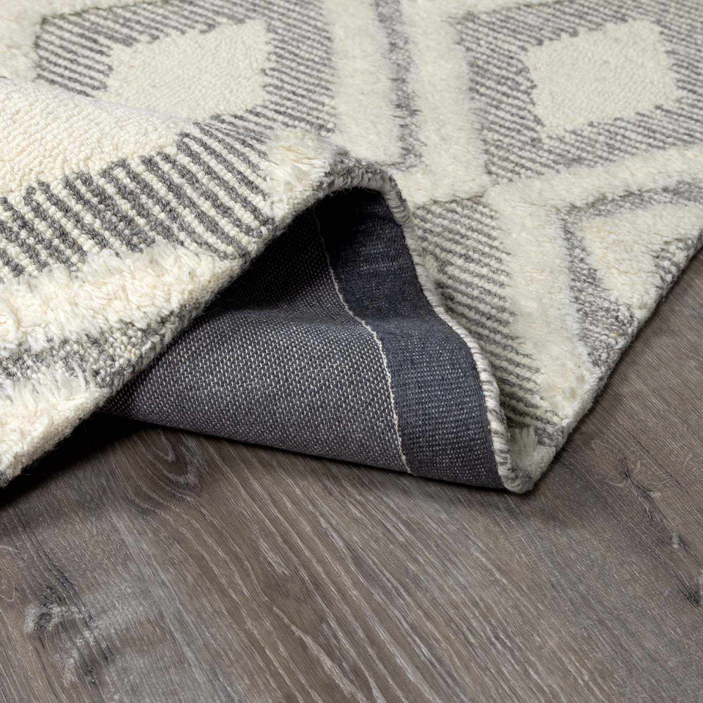 Boncarbo Area Rug - Promo