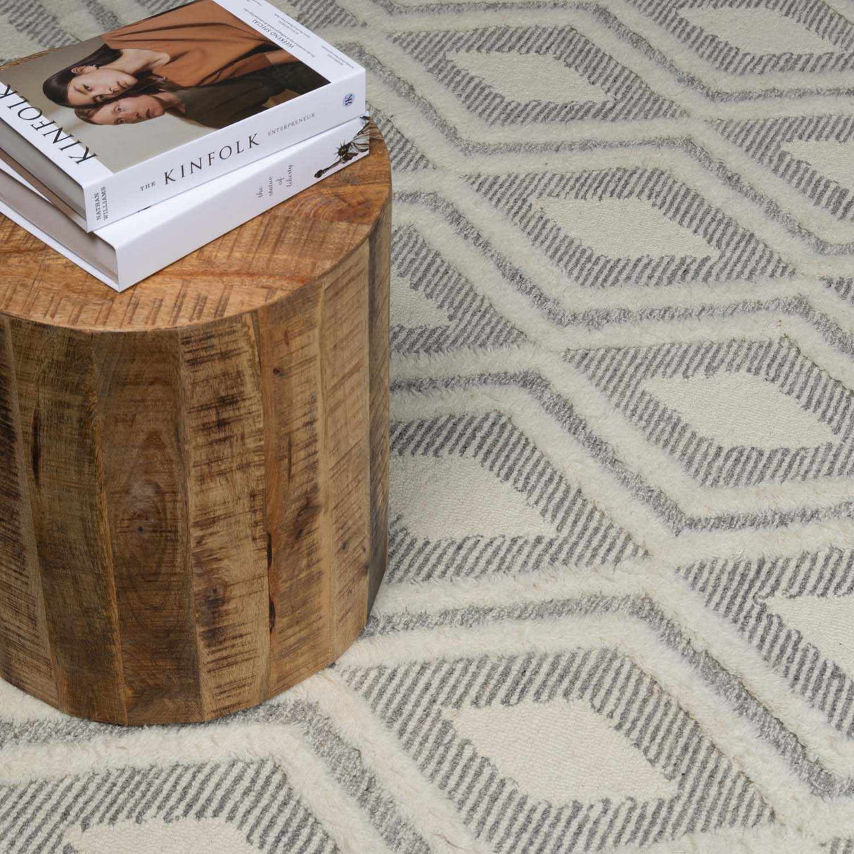 Boncarbo Area Rug - Promo