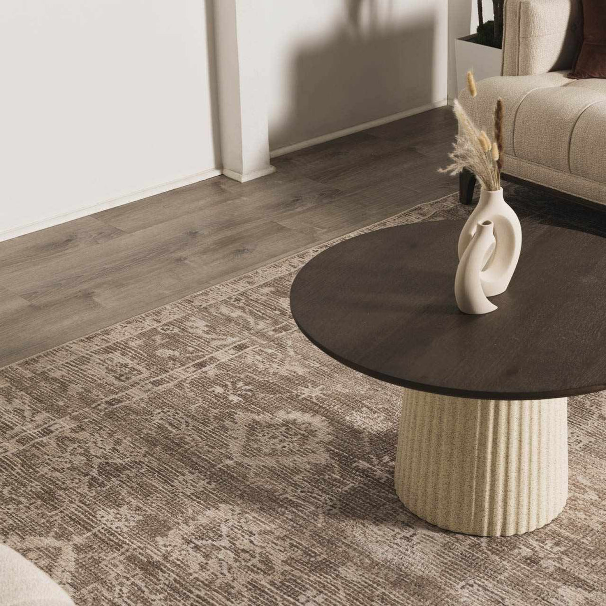 Collins Avenue II Vintage Oushak Area Rug