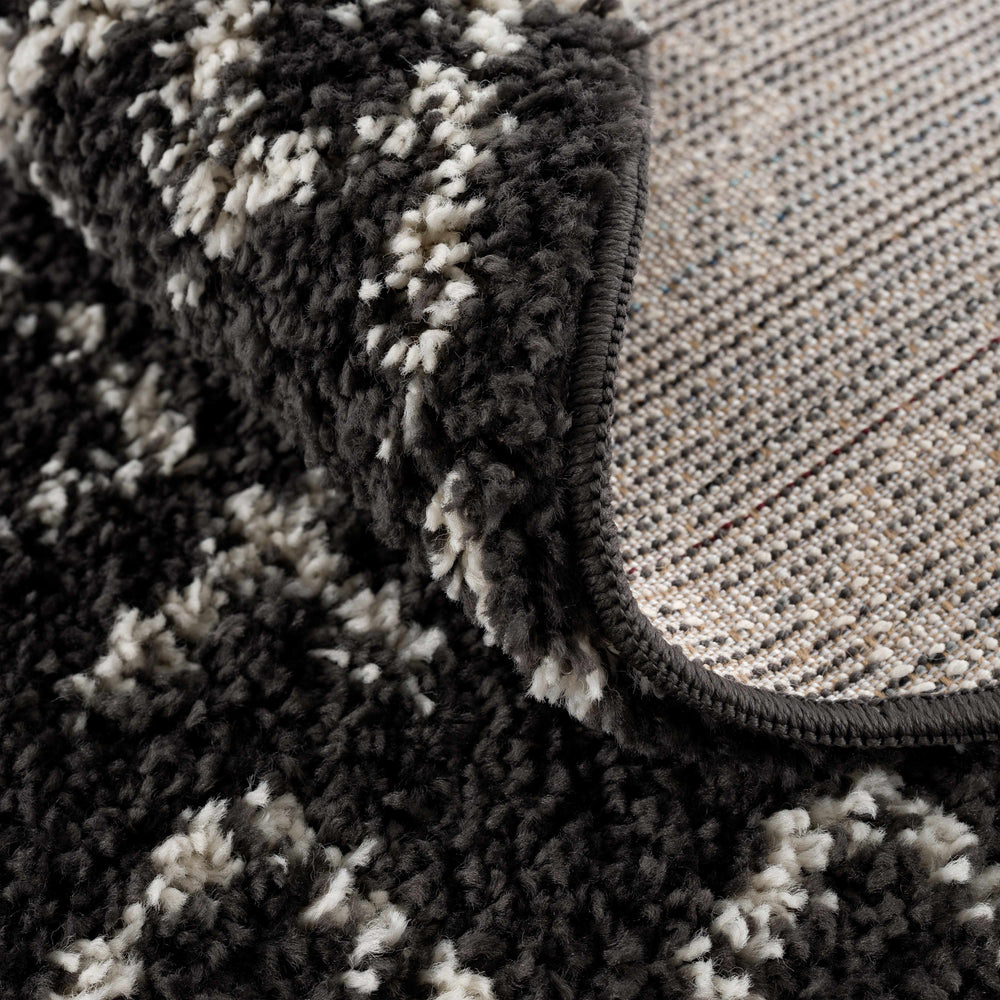 Thetford Black Berber Shag Rug - Clearance
