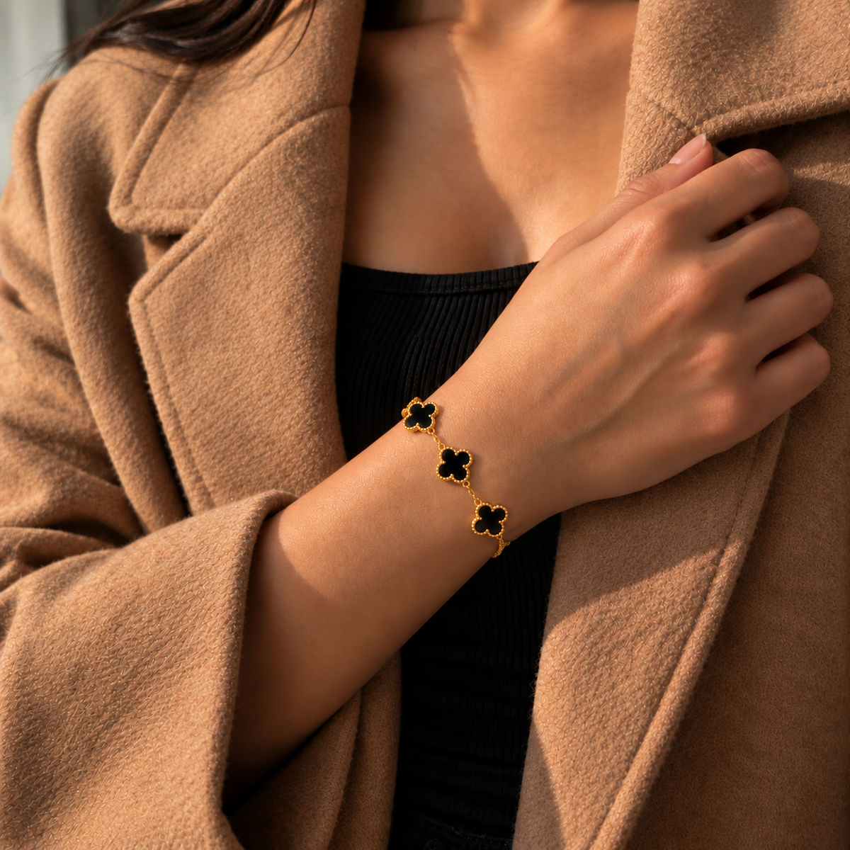 Title: 18k Gold Plated Bloom Line Bracelet