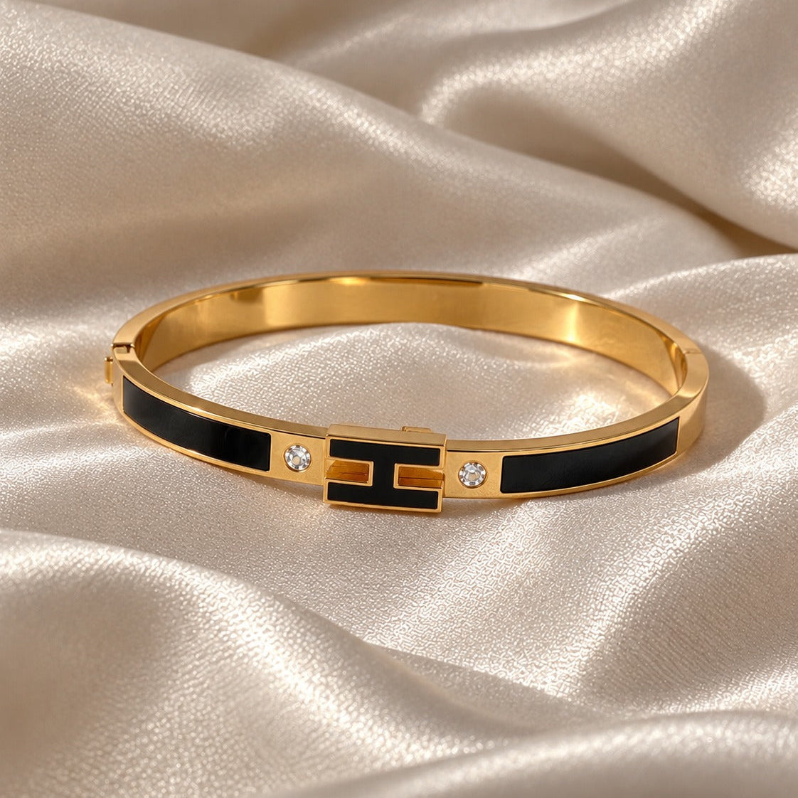 18k Gold Plated H Bracelet