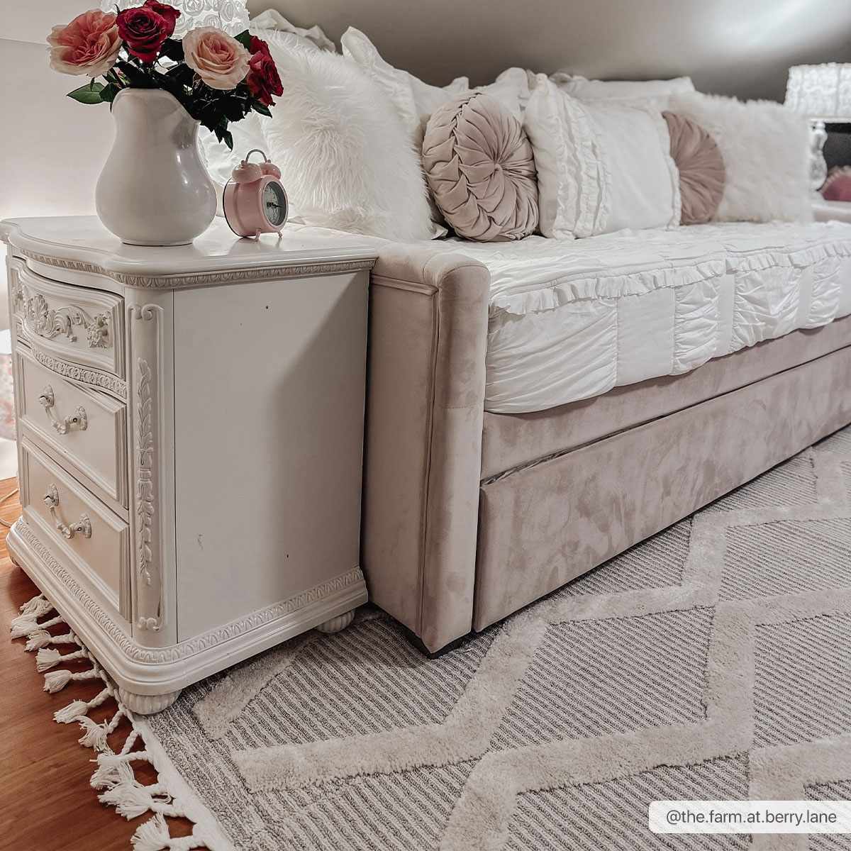 Bolong High/Low Pile Rug with Tassels - Clearance