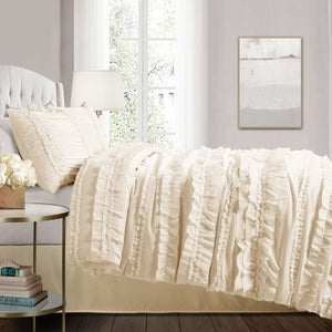 Belle Comforter Set