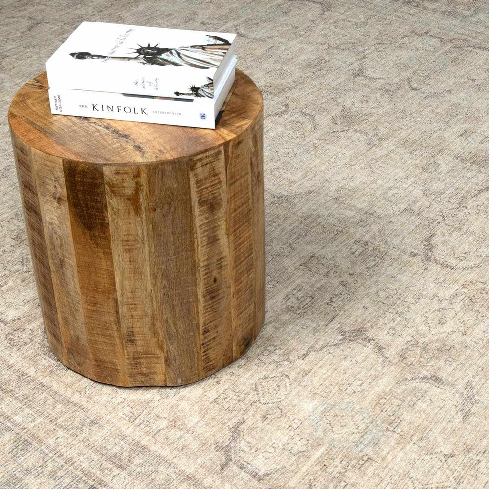 Fetscher V Vintage Damask Area Rug