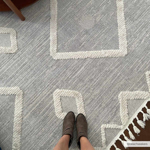 Cauldwell High/Low Pile Rug with Tassels - Clearance