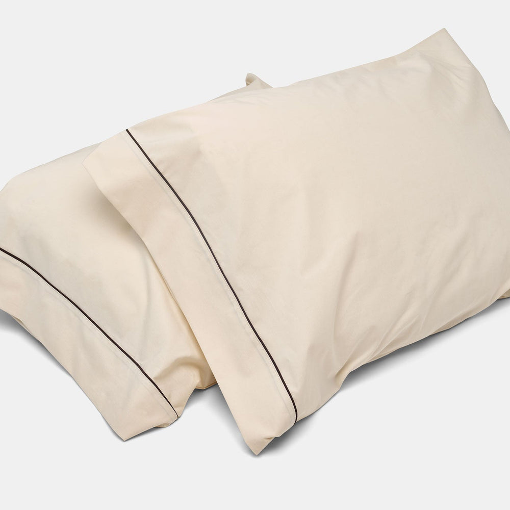 Cotton Bed Pillowcases with Classic Piping Design