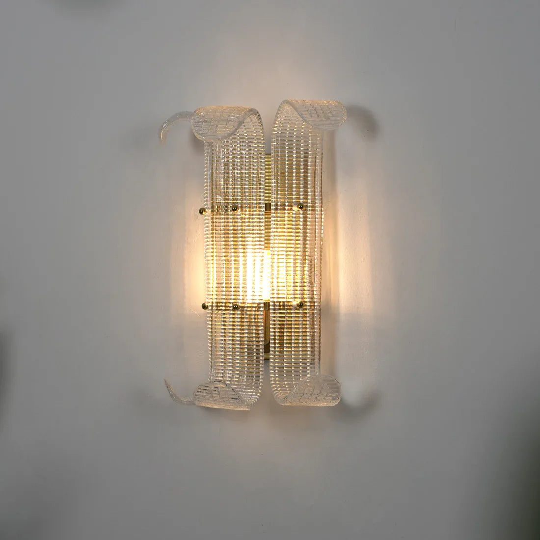 Curved Glass Drum Wall Lamp – Vintage Gold Black Grid Glass Sconce E12/E14