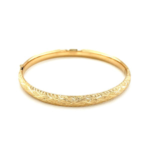 14k Yellow Gold Diamond Cut Design Dome Motif Children's Bangle