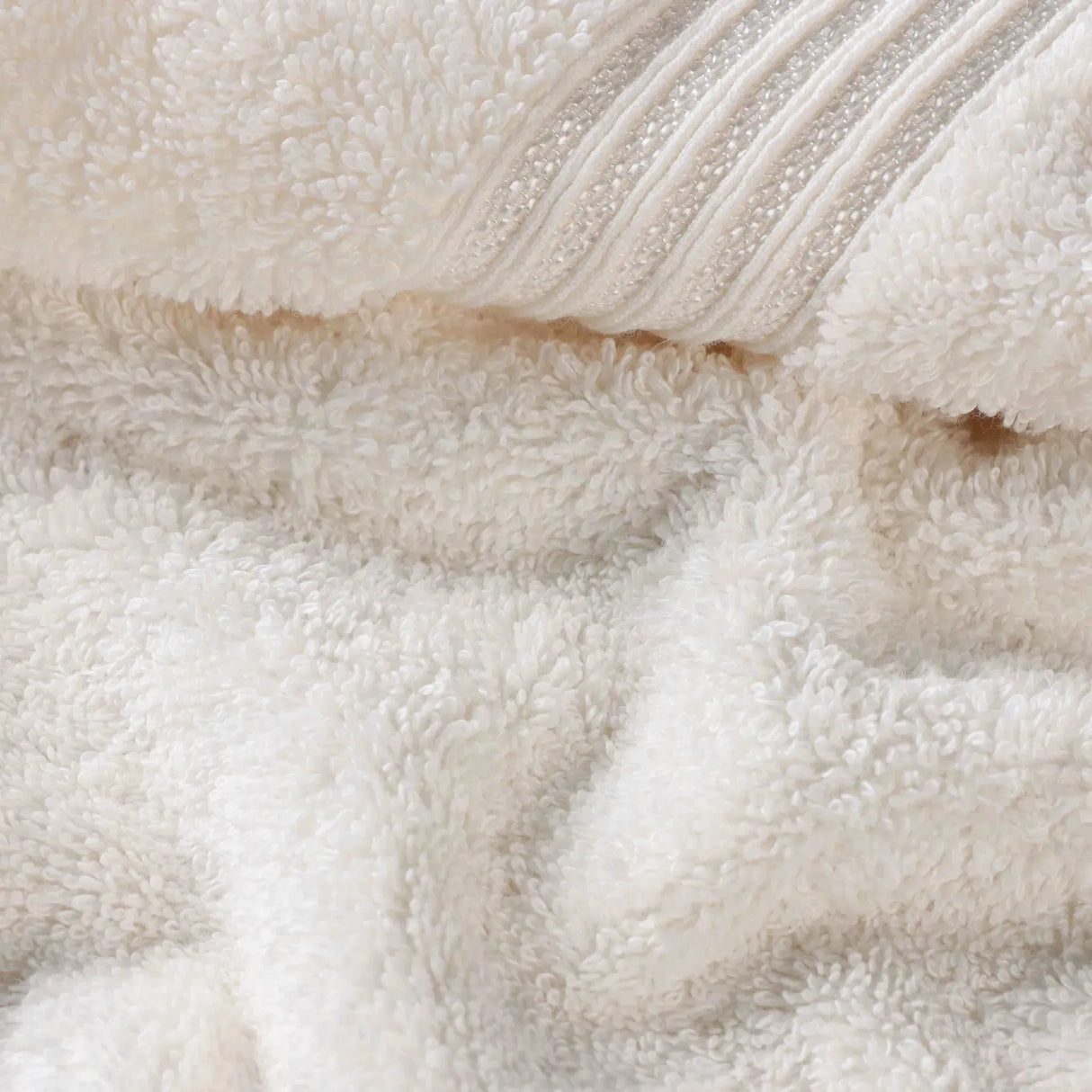 Egyptian Cotton Plush Absorbent Luxury Bath Towel Set of 4 - Egyptian Cotton Bath Towel by Superior Brand